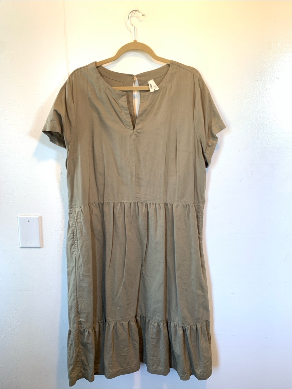 Pact Organic Cotton Tiered Ruffle Midi Dress - Picture 3 of 5